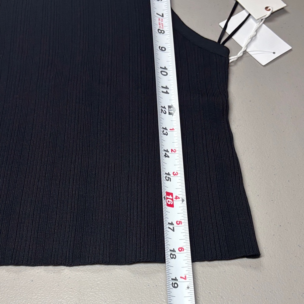 Good American Ribbed‎ Crop Tank - Picture 7 of 7